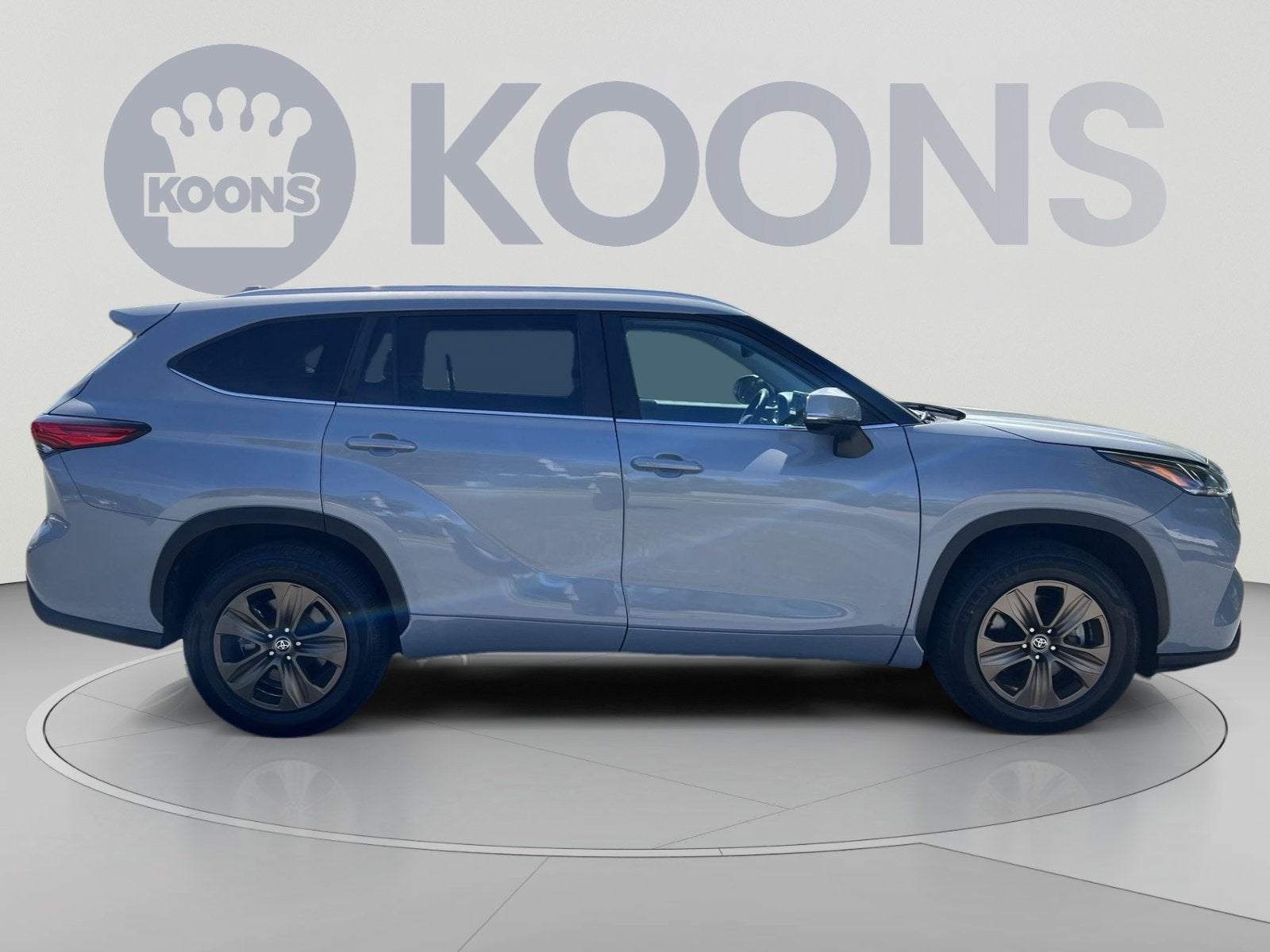 2023 Toyota Highlander Hybrid Bronze Edition