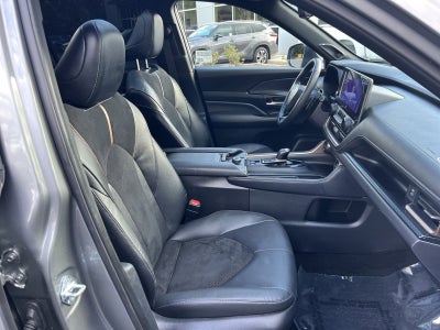 2025 Toyota Grand Highlander Hybrid MAX Platinum