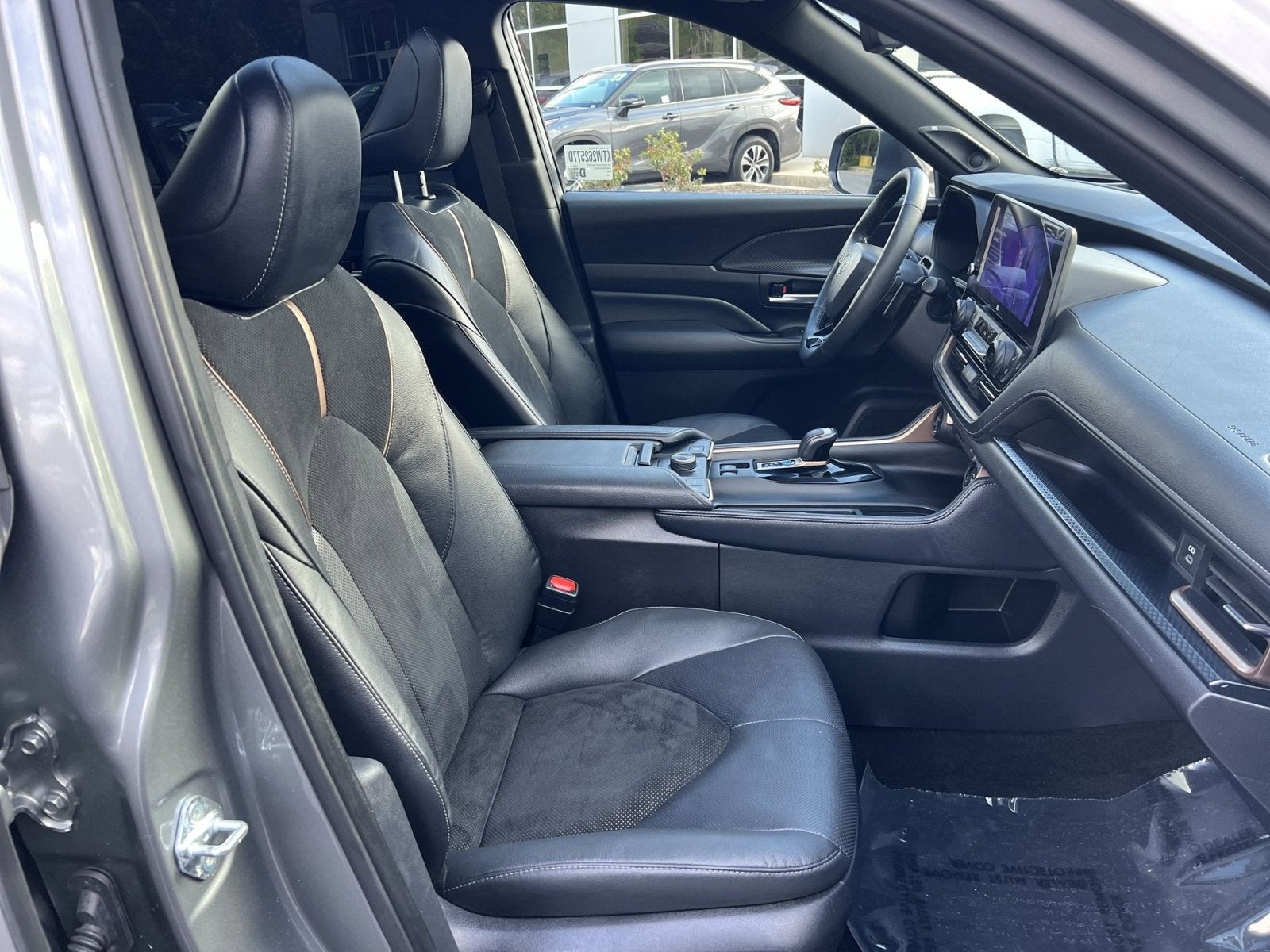 2025 Toyota Grand Highlander Hybrid MAX Platinum