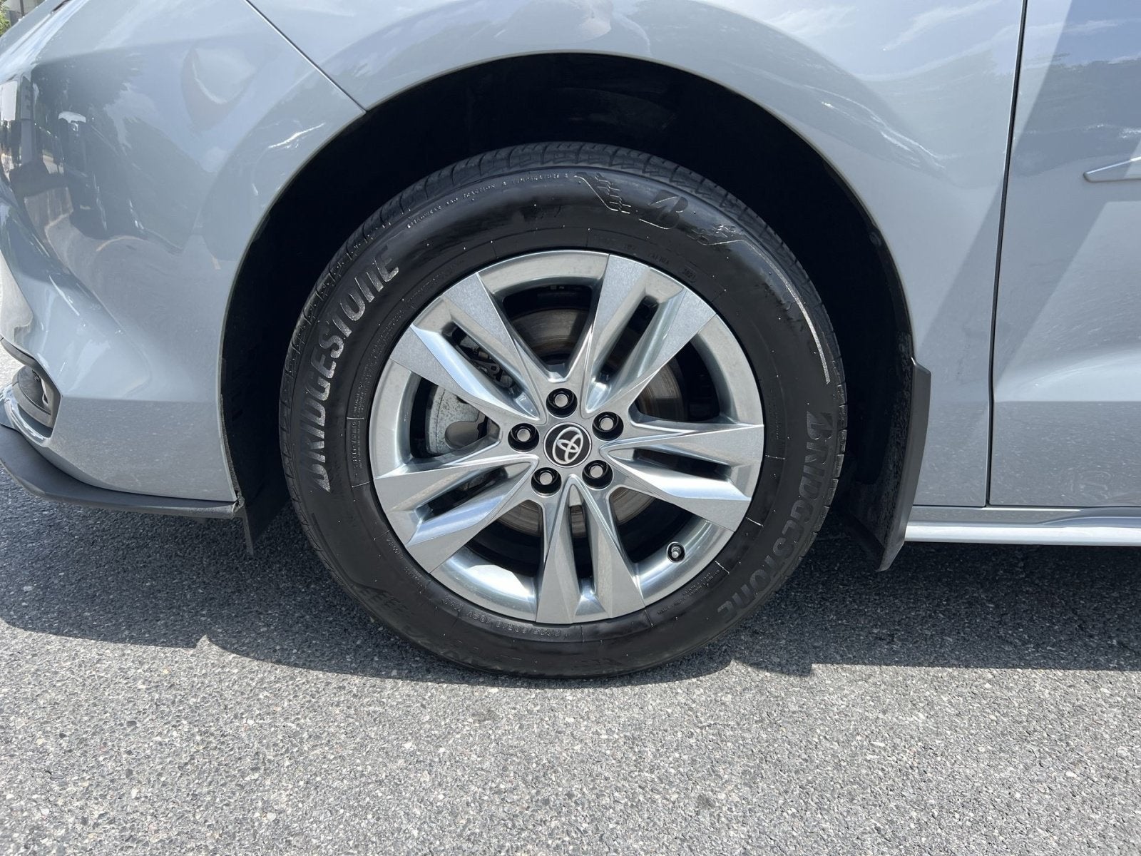 2022 Toyota Sienna Woodland Edition