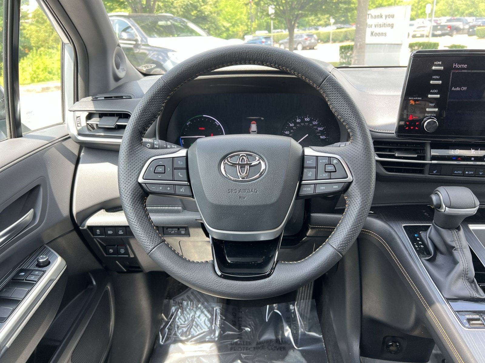 2022 Toyota Sienna Woodland Edition