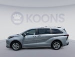 2022 Toyota Sienna Woodland Edition