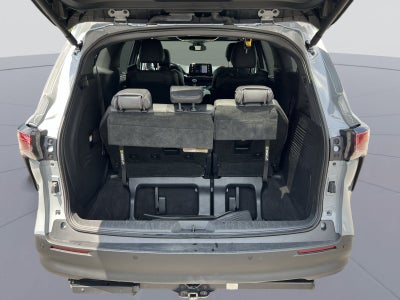 2022 Toyota Sienna Woodland Edition
