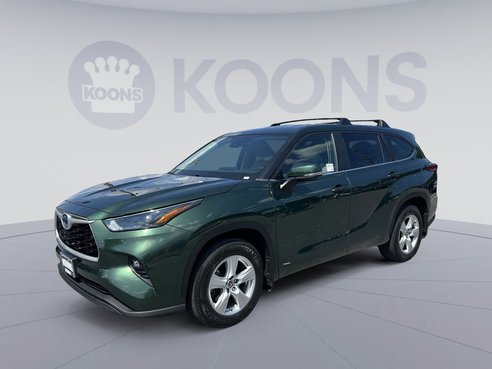 2023 Toyota Highlander Hybrid LE