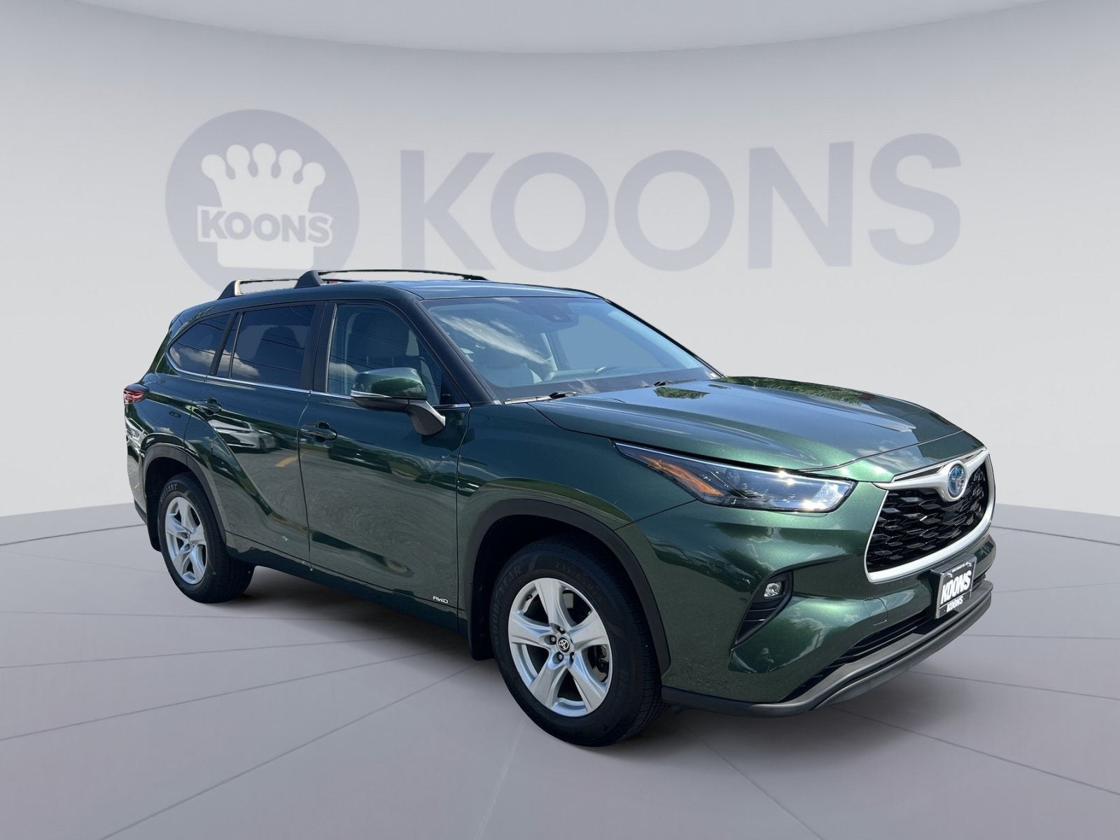 2023 Toyota Highlander Hybrid LE