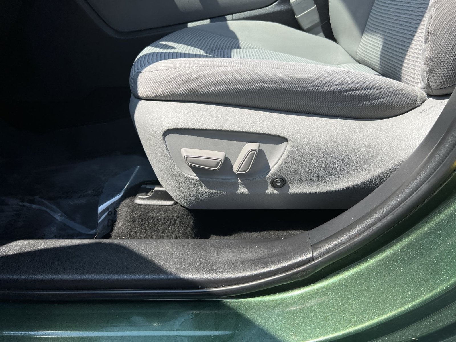 2023 Toyota Highlander Hybrid LE