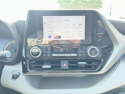 2023 Toyota Highlander Hybrid LE