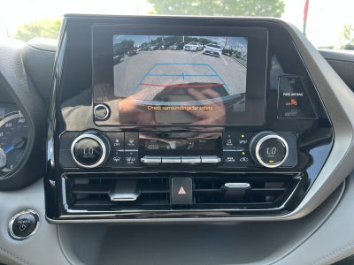 2023 Toyota Highlander Hybrid LE