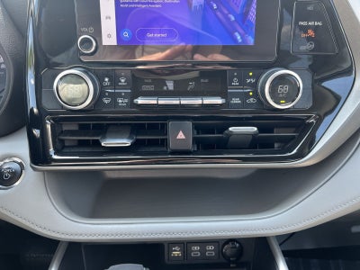 2023 Toyota Highlander Hybrid LE