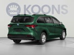 2022 Toyota Sienna LE