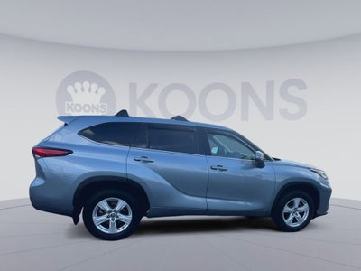 2022 Toyota Highlander LE