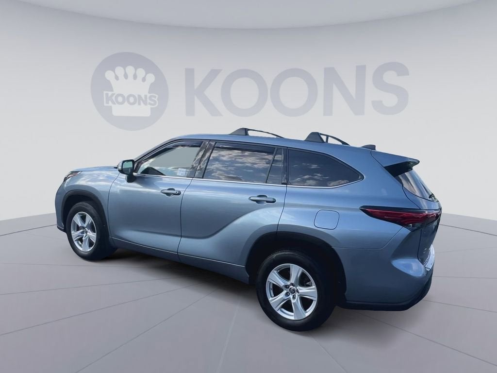 2022 Toyota Highlander LE