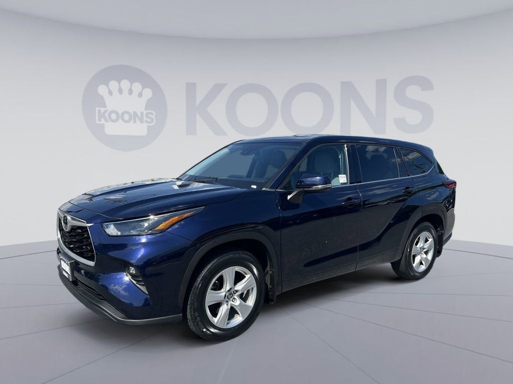 2022 Toyota Highlander LE