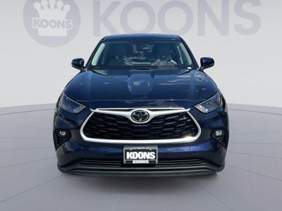 2022 Toyota Highlander LE