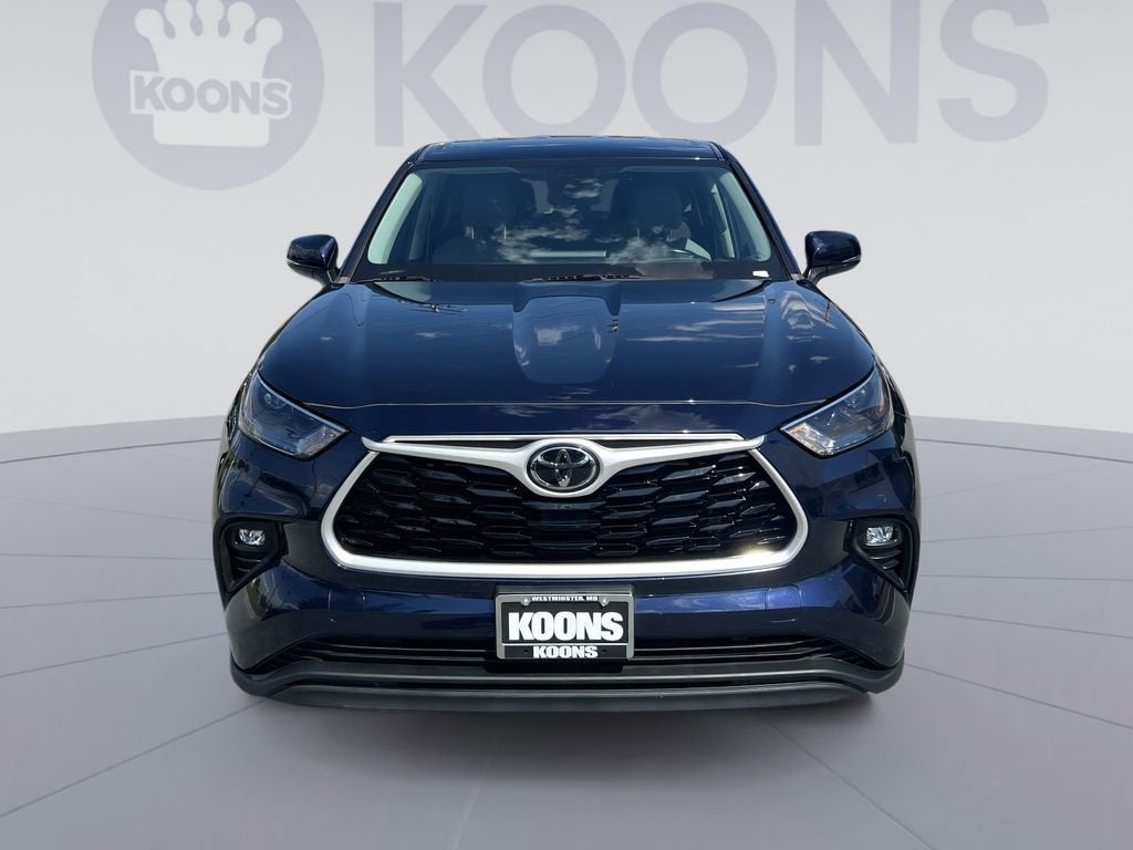 2022 Toyota Highlander LE