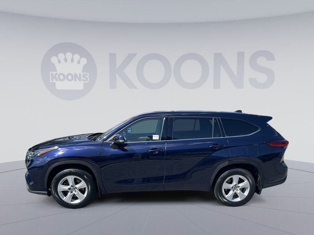 2022 Toyota Highlander LE