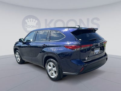 2022 Toyota Highlander LE