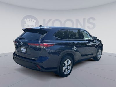 2022 Toyota Highlander LE