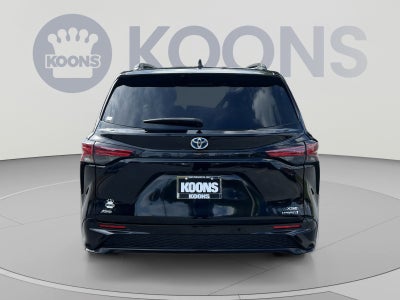 2023 Toyota Sienna XSE