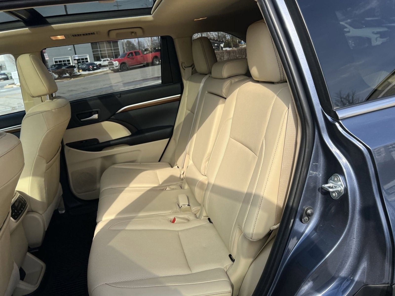 2019 Toyota Highlander Limited Platinum