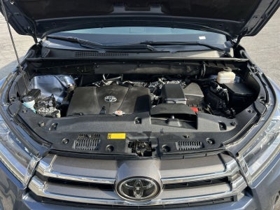 2019 Toyota Highlander Limited Platinum