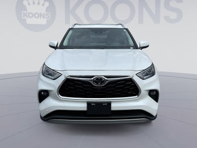 2025 Toyota Highlander Hybrid Platinum