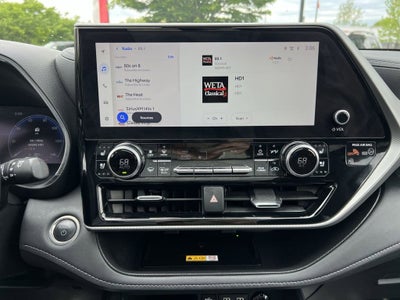 2025 Toyota Highlander Hybrid Platinum