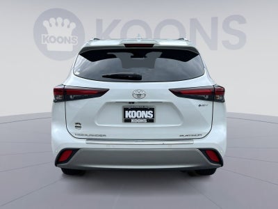 2025 Toyota Highlander Hybrid Platinum