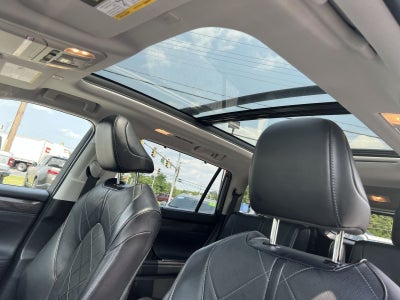 2023 Toyota Highlander Hybrid Platinum
