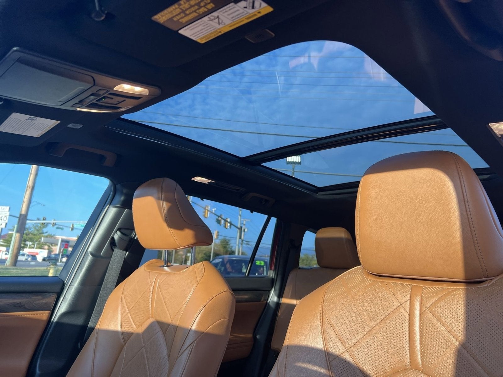 2024 Toyota Highlander Hybrid Platinum