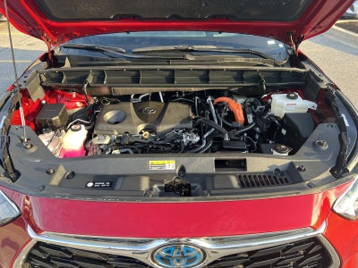 2024 Toyota Highlander Hybrid Platinum