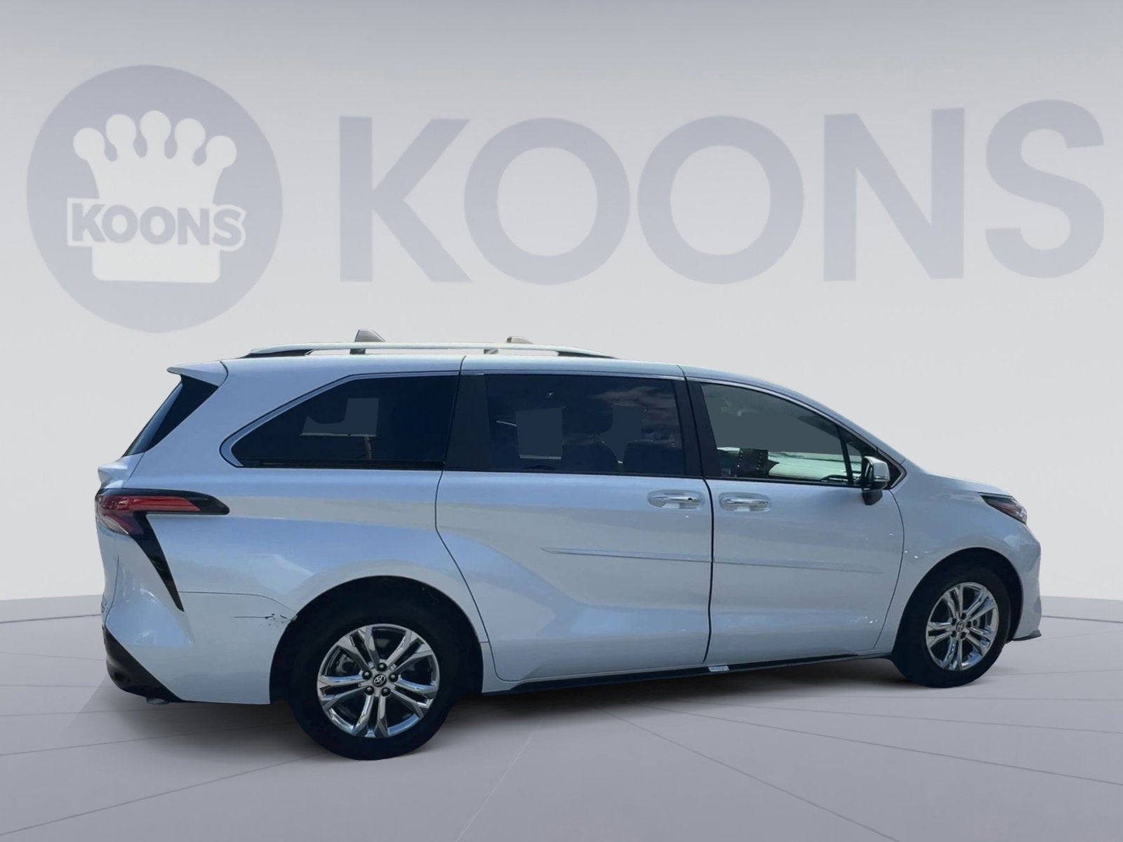 2024 Toyota Sienna Platinum