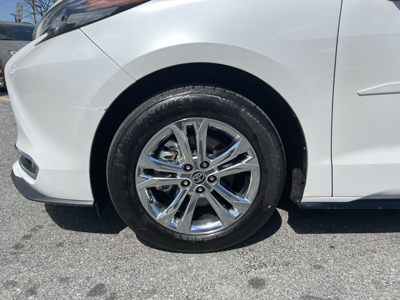 2024 Toyota Sienna Platinum