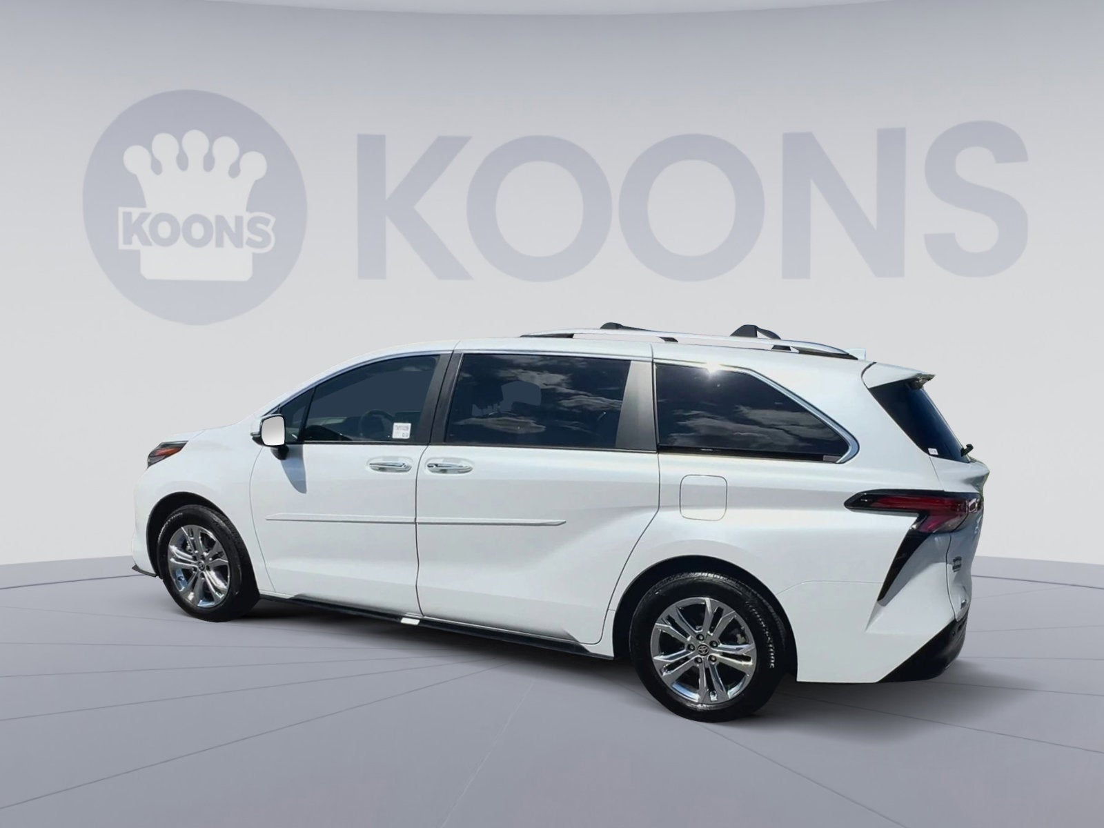 2024 Toyota Sienna Platinum