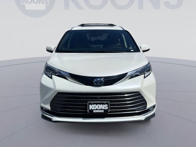 2021 Toyota Sienna Platinum