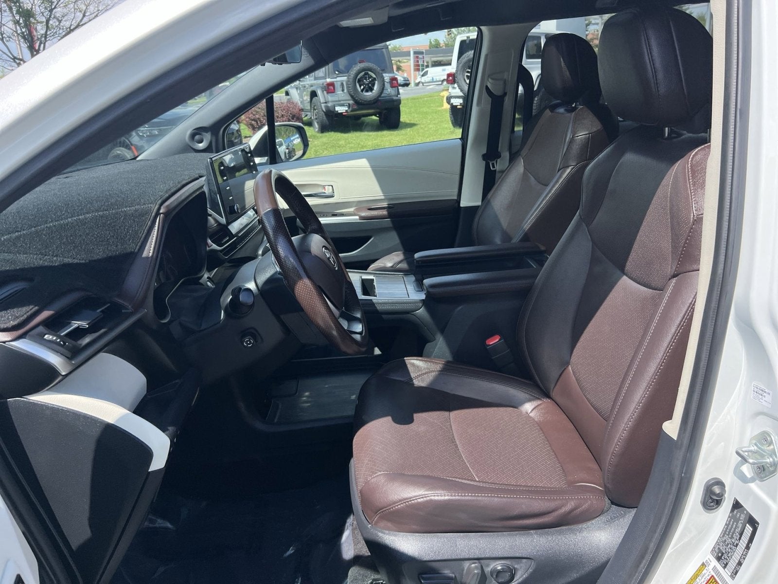 2021 Toyota Sienna Platinum