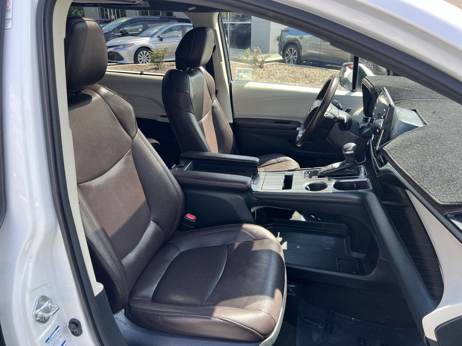 2021 Toyota Sienna Platinum