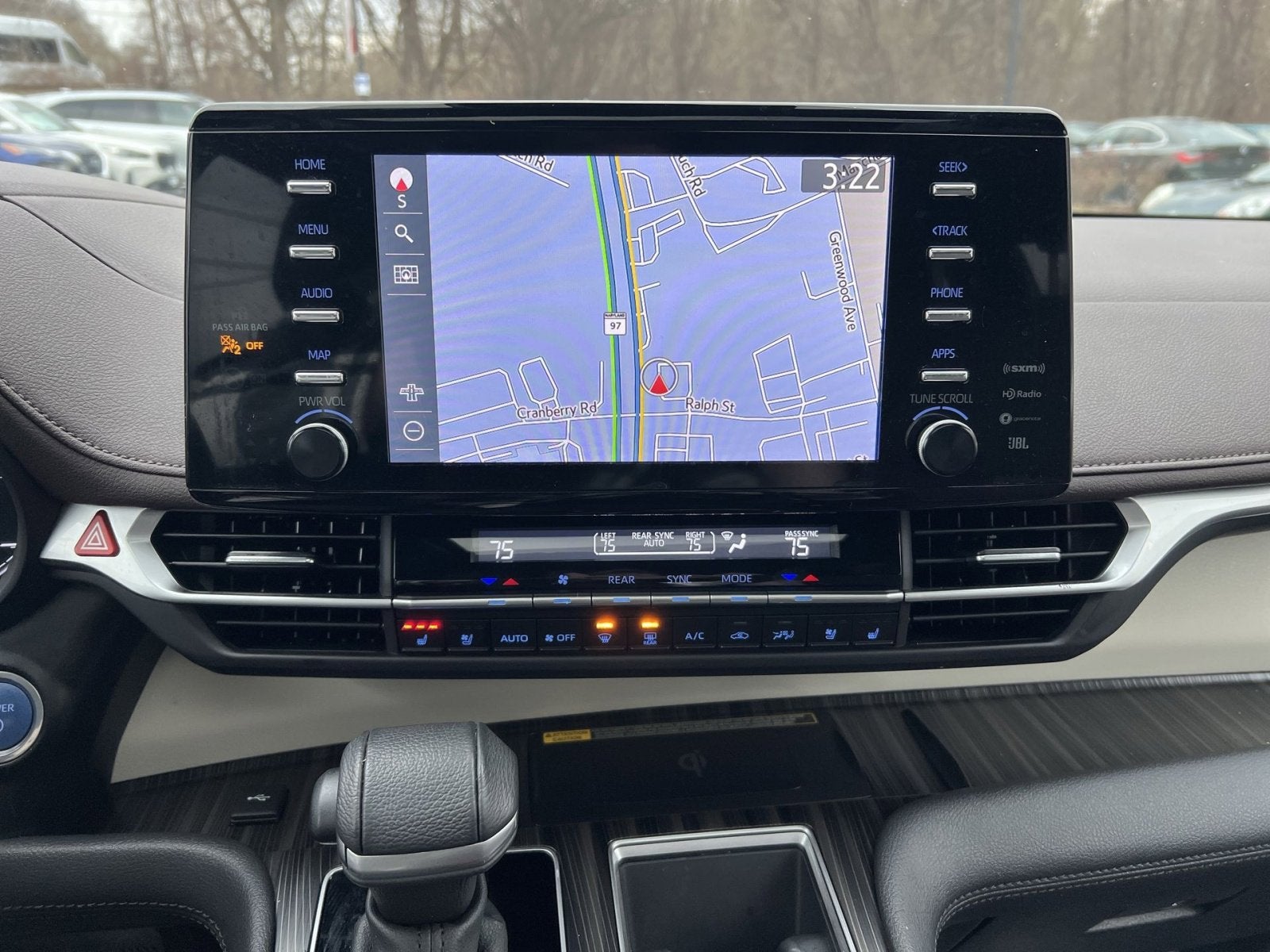 2023 Toyota Sienna Platinum