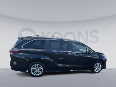 2024 Toyota Sienna Platinum