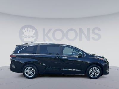 2024 Toyota Sienna Platinum