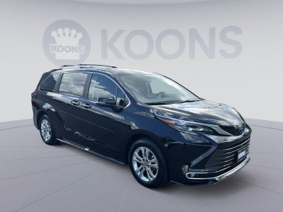 2024 Toyota Sienna Platinum