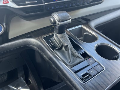 2024 Toyota Sienna Platinum