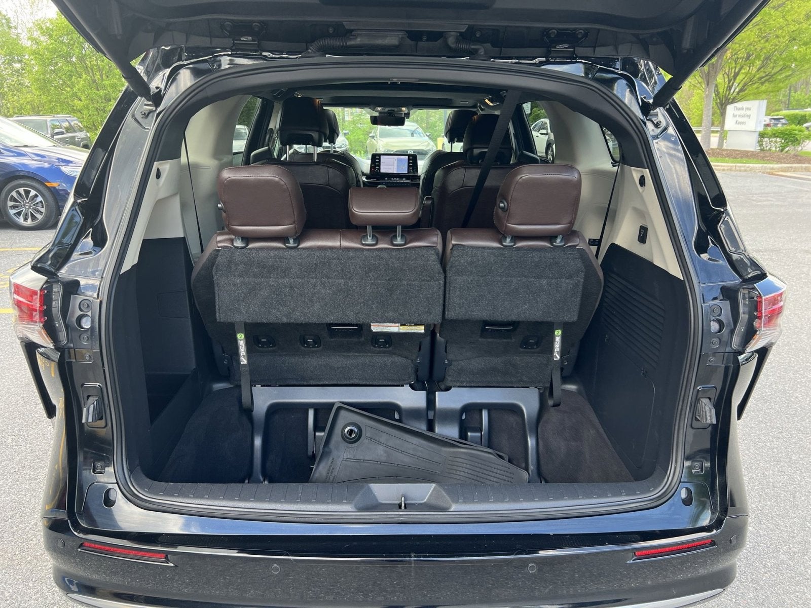 2024 Toyota Sienna Platinum