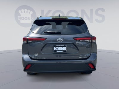 2022 Toyota Highlander XLE