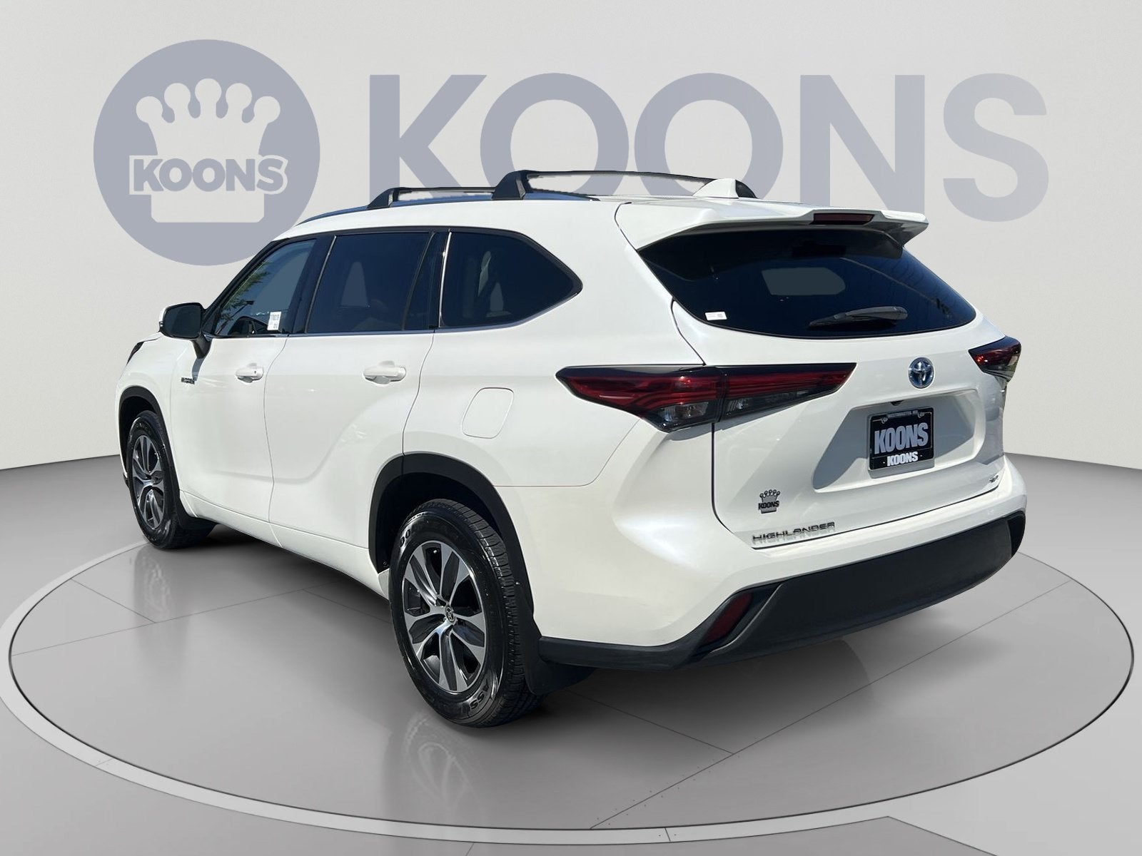 2021 Toyota Highlander Hybrid XLE