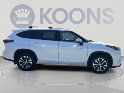 2021 Toyota Highlander Hybrid XLE