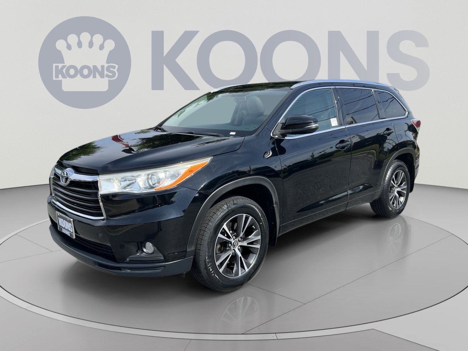 2016 Toyota Highlander XLE V6