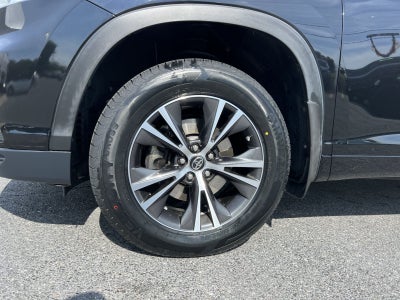2016 Toyota Highlander XLE V6