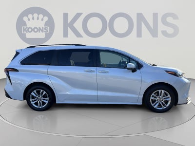 2024 Toyota Sienna XLE