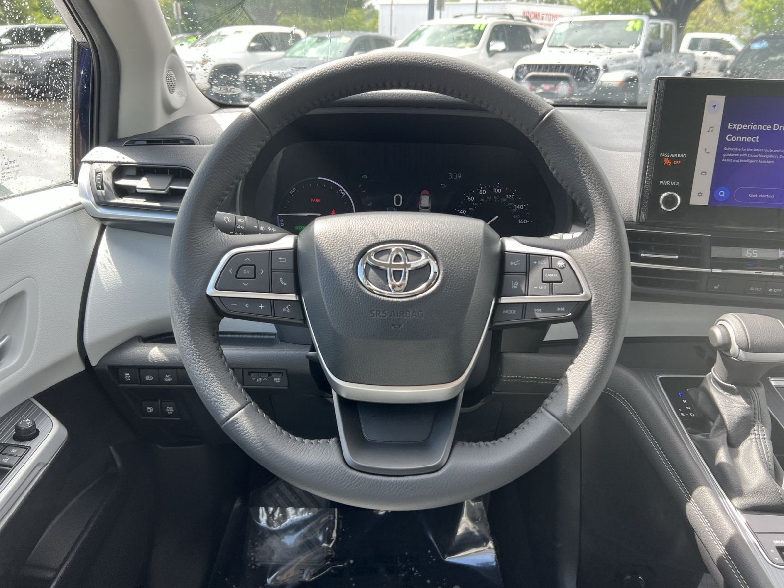 2025 Toyota Sienna XLE